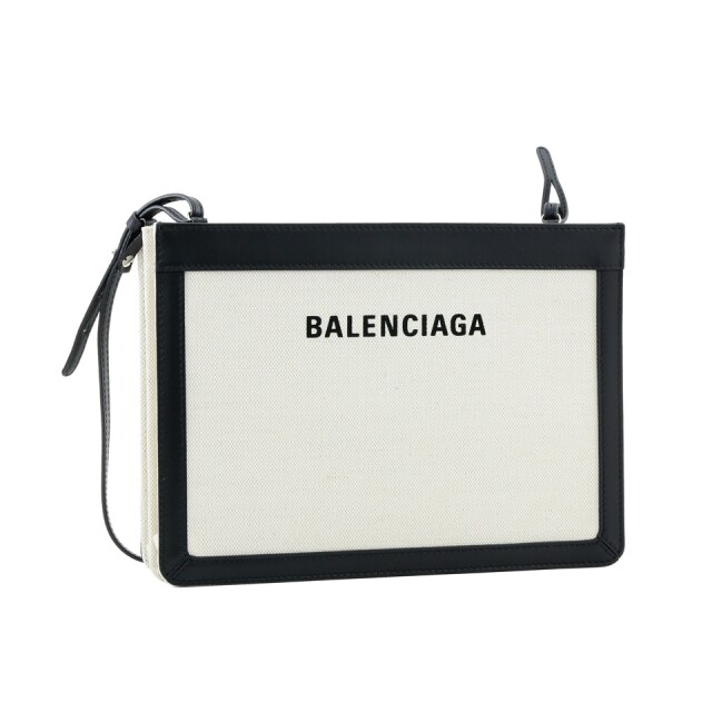 Balenciaga 帆布袋 $7,000 (半價後：$3,500) @Twist