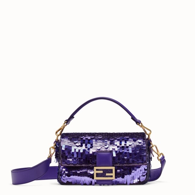 Fendi 復古紫色珠片 Baguette 手袋 價錢 $30,800 Fendi 復古紫色珠片 Baguette 手袋 價錢 $30,800