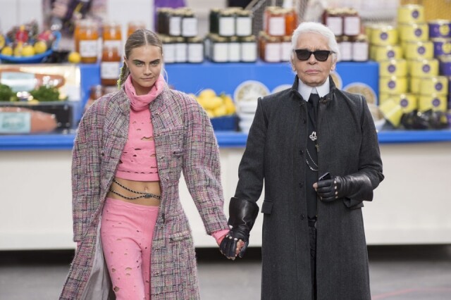 Karl Lagerfeld 令 Chanel 起死回生，成為現在每年營業額達 100 億美元的時裝帝國。