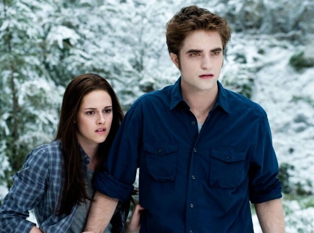 《 Twilight 》的吸血鬼情緣上映四集後便完結，然而當年看《 Twilight 》的你和我