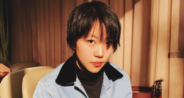 竇靖童與木村拓哉合拍廣告！王菲女兒遺傳母親的好品味，衣著風格展個性