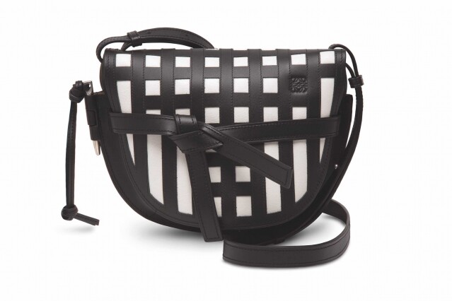 LOEWE 的大師重建項目!Mackintosh 系列注入經典建築元素 LOEWE 的大師重建項目!Mackintosh 系列注入經典建築元素