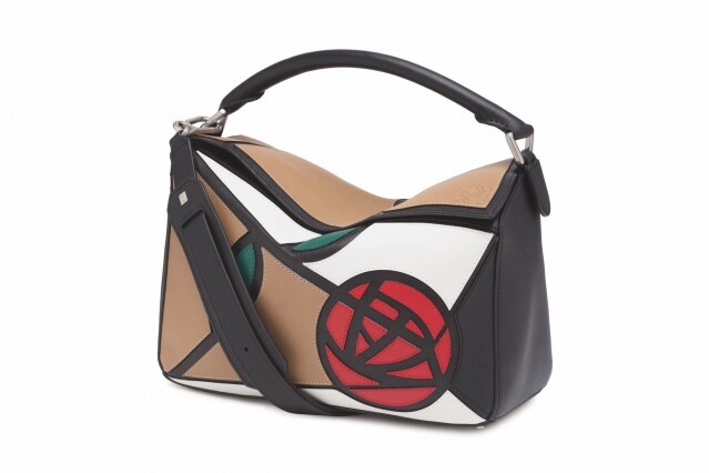 LOEWE 的大師重建項目!Mackintosh 系列注入經典建築元素 LOEWE 的大師重建項目!Mackintosh 系列注入經典建築元素