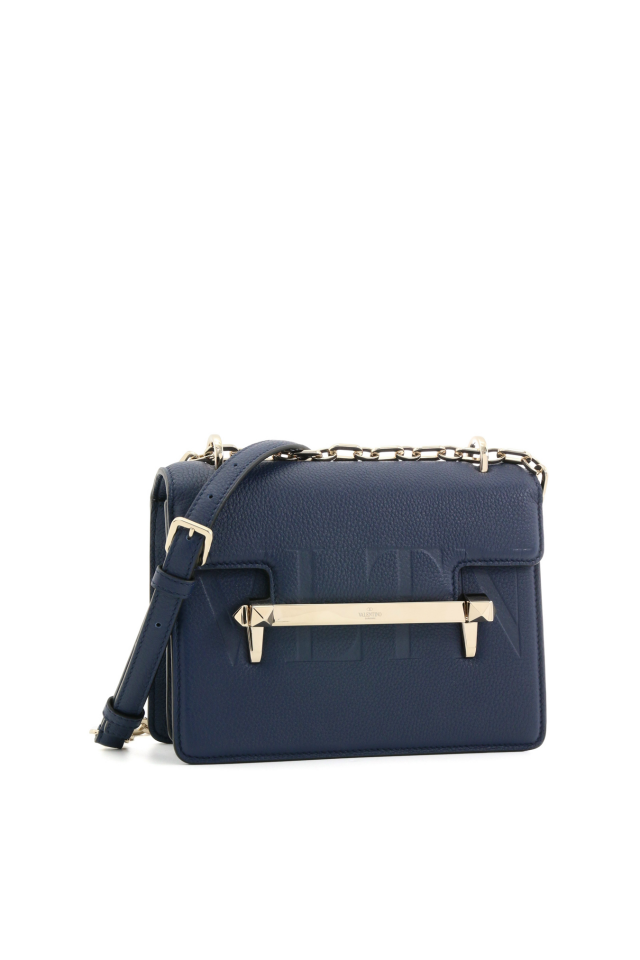Valentino 深藍色手袋 $18,700 (4折後 $7,480)
