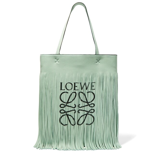 Loewe 薄荷綠色流蘇手袋 折實後 $10,745 Loewe 薄荷綠色流蘇手袋 折實後 $10,745