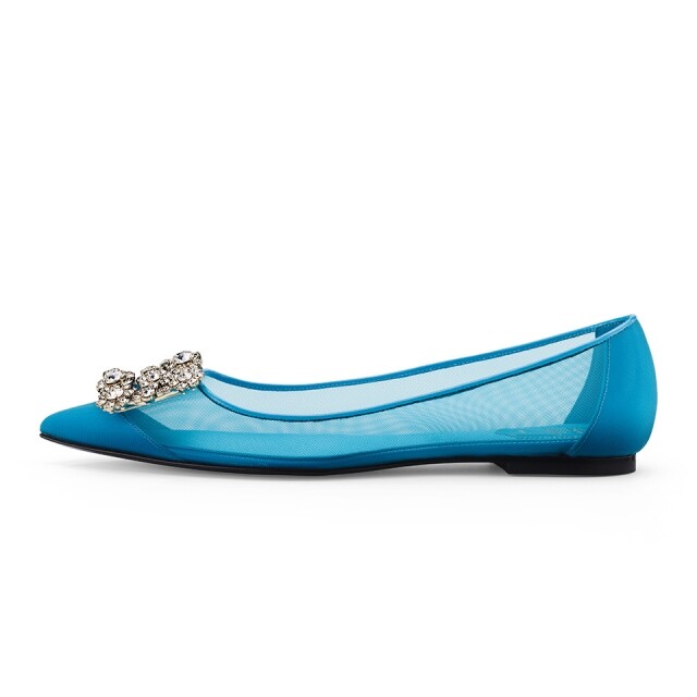 Roger Vivier 2018 春夏彩藍色網布綴閃石方扣平底鞋 $15,000 Roger Vivier 2018 春夏彩藍色網布綴閃石方扣平底鞋 $15,000