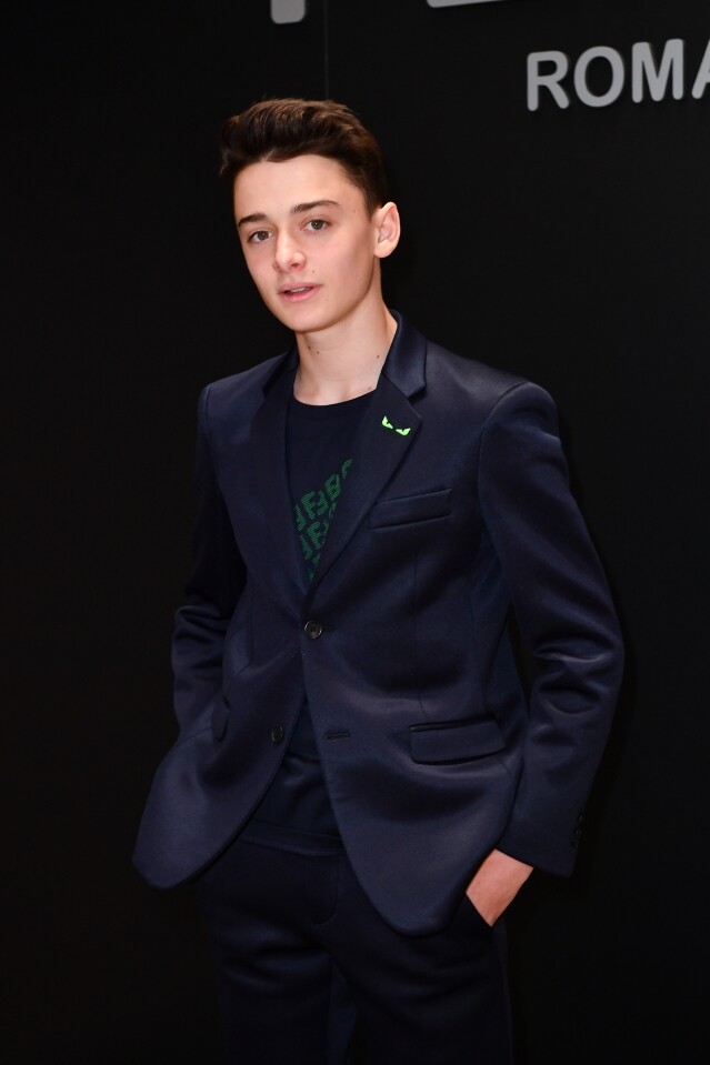 Noah Schnapp 成為時裝雜誌界的寵兒 Noah Schnapp 成為時裝雜誌界的寵兒