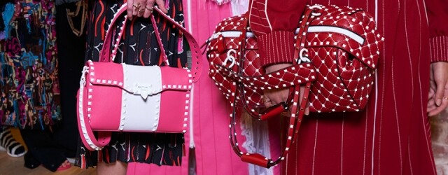 鎖定名牌手袋目標!Valentino 2018 早春系列手袋率先預覽 鎖定名牌手袋目標!Valentino 2018 早春系列手袋率先預覽
