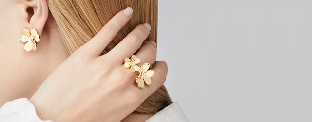 將春日永恆之美佩戴於身!Van Cleef & Arpels 以 Frivole 頌讚曼妙春色 將春日永恆之美佩戴於身!Van Cleef & Arpels 以 Frivole 頌讚曼妙春色