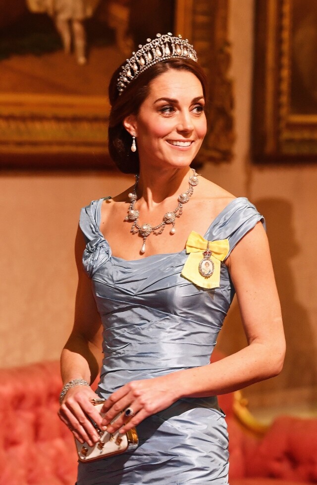 為何英女皇、戴安娜及凱特王妃愛佩戴珍珠首飾？拆解「珍珠」對皇室家族的
