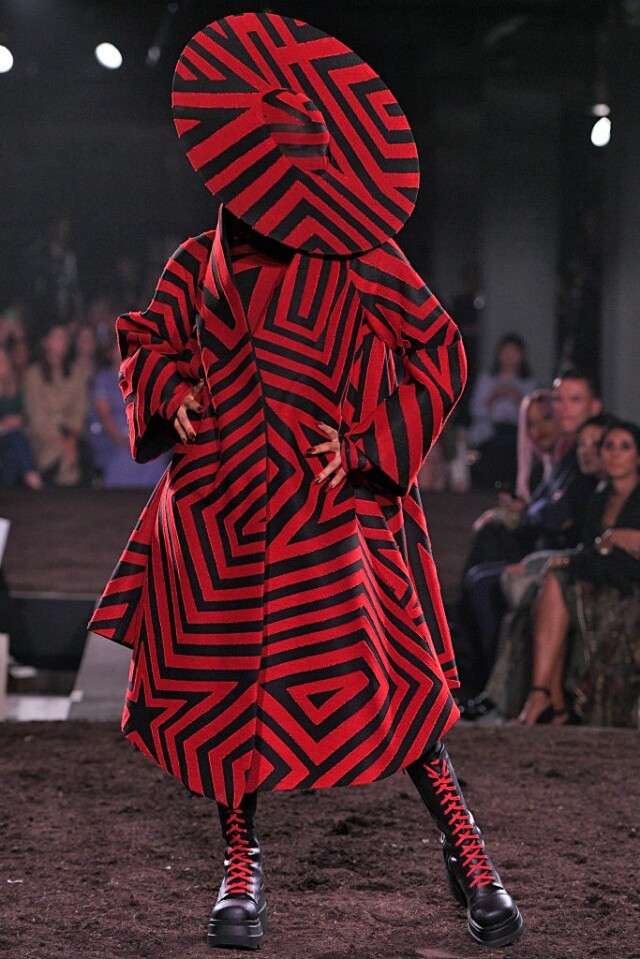 Gareth Pugh SS19 Gareth Pugh SS19