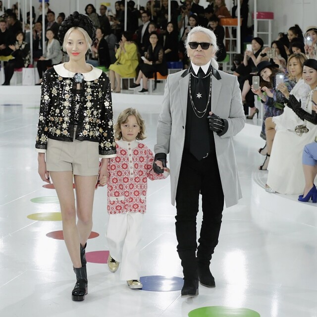 2015/16 Karl Lagerfeld 與時並進，韓風吹得勁之時，亦不容怠慢，將 2015/16 早春系列於韓國首爾發佈。