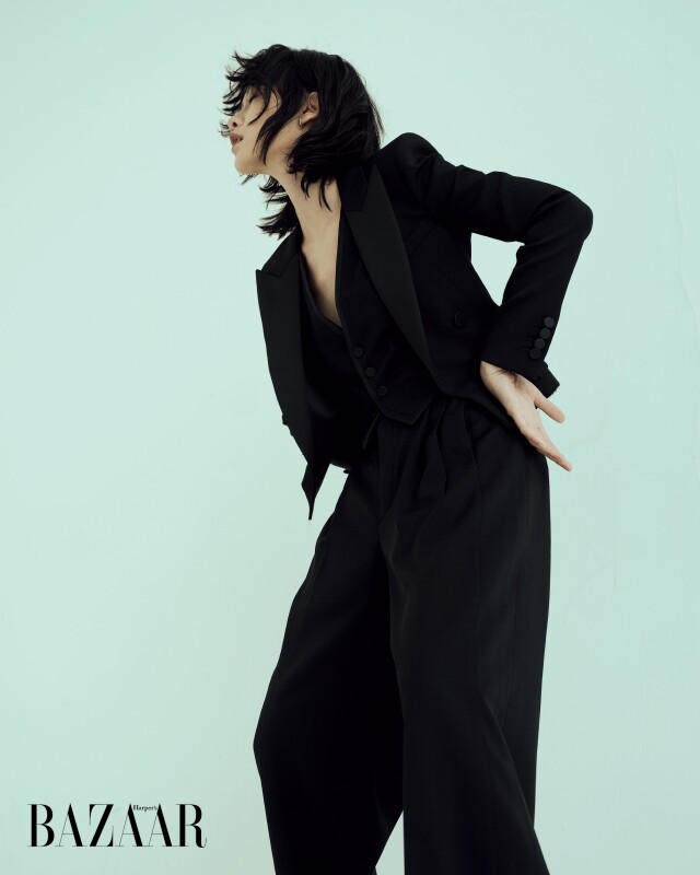 廖子妤親身演繹 SAINT LAURENT BY ANTHONY VACCARELLO 的 2021 春夏新裝 廖子妤親身演繹 SAINT LAURENT BY ANTHONY VACCARELLO 的 2021 春夏新裝