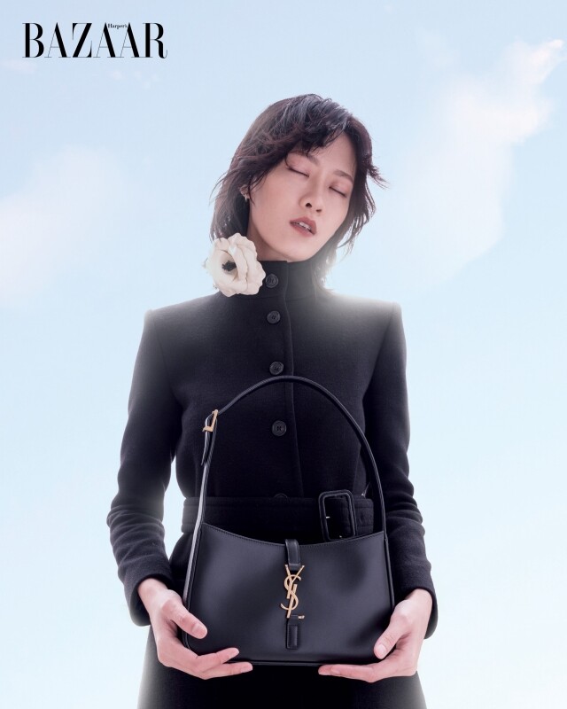廖子妤親身演繹 SAINT LAURENT BY ANTHONY VACCARELLO 的 2021 春夏新裝