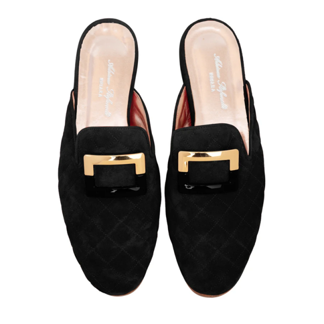 黑色金扣 loafers
