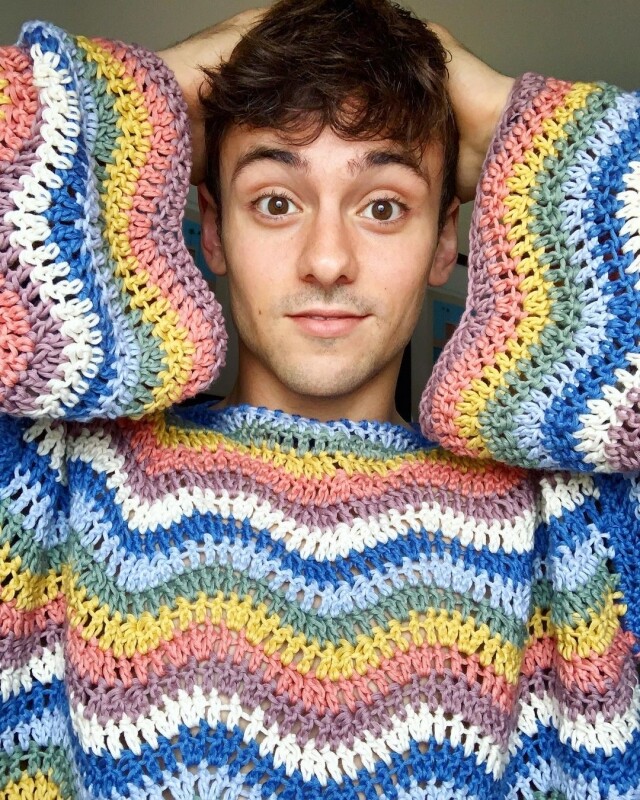 Tom Daley 的作品總是色彩繽紛,從作品的完整度與複雜程度很難相信他只是初學者。 Tom Daley 的作品總是色彩繽紛,從作品的完整度與複雜程度很難相信他只是初學者。