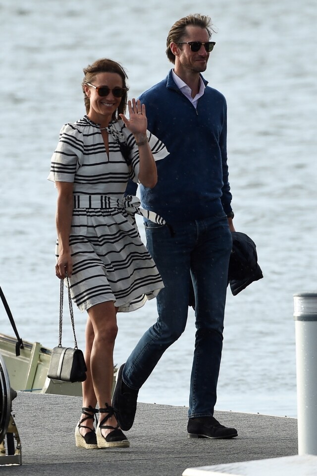 Pippa Middleton 同樣是 Castaner 船跟草鞋的支持者。
