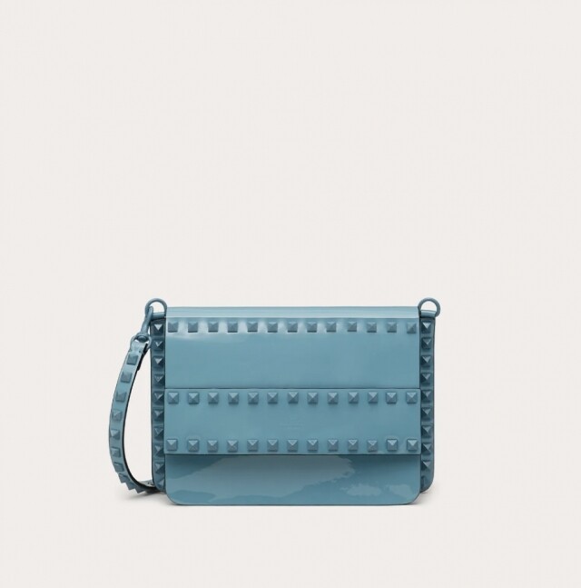 Valentino 粉藍色漆皮 Rockstud 系列手袋 折實價 $7,380