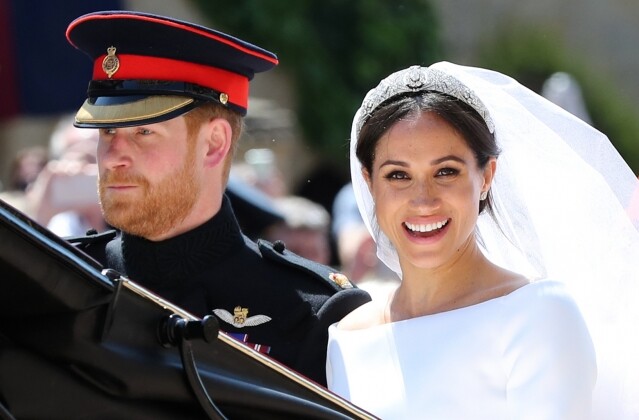 凱特與威廉，甚至梅根與哈里大婚當日都是選擇了皇冠配長頭紗及一對簡約的耳環。