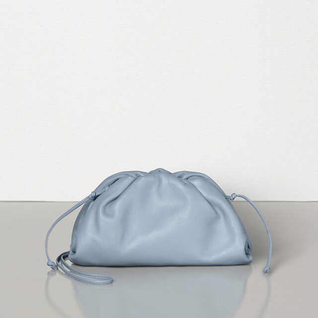 Bottega Veneta The Mini Pouch 迷你小羊皮手袋 $12,200 Bottega Veneta The Mini Pouch 迷你小羊皮手袋 $12,200