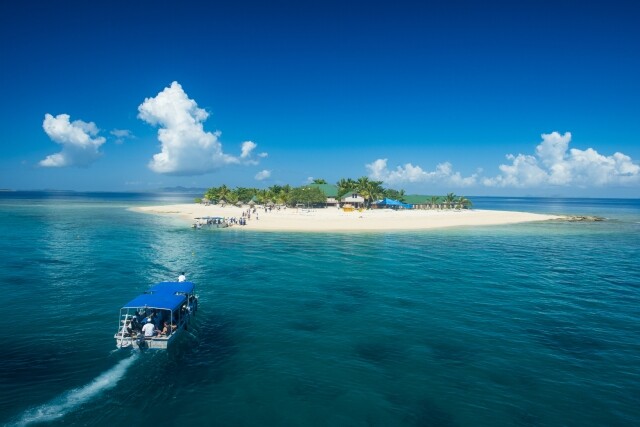 1. 斐濟 Republic of Fiji 斐濟位於南太平洋靠近新西蘭的一個島國，共有 322 個島嶼，當中一半是無人居住。