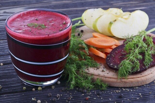 自製紅菜頭汁時，加入不同水果會更加美味。