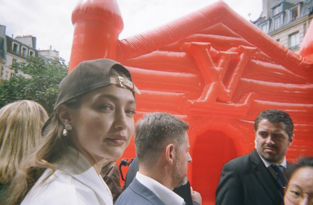Blackpink Jennie和Lisa都是菲林相機發燒友|跟明星們入手Canon、Nikon、Fujifilm及Minolta傻瓜機|拍出超 Blackpink Jennie和Lisa都是菲林相機發燒友|跟明星們入手Canon、Nikon、Fujifilm及Minolta傻瓜機|拍出超