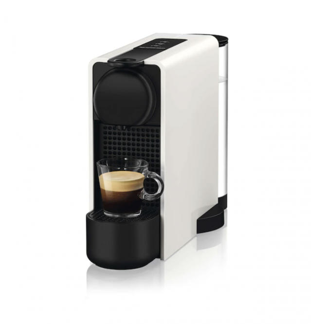 入門級咖啡機推介：Nespresso 粉囊咖啡機 Essenza Plus $1,788