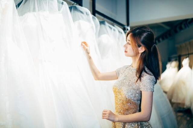 2020 婚展!包羅婚紗攝影、婚宴酒席、囍帖禮餅,海外婚禮,方便準新人「格價」。 2020 婚展!包羅婚紗攝影、婚宴酒席、囍帖禮餅,海外婚禮,方便準新人「格價」。