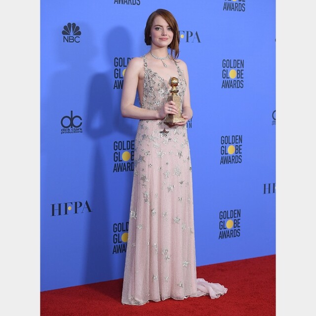 Emma Stone BEST DRESSED ON THE GOLDEN GLOBES RED CARPET