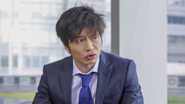 但由於特別劇反應熱烈,故電視台在2018年深夜劇時段推出現在的連續劇版,可見這個故事的受歡迎程度!當然,可愛的大叔吉田鋼太郎也是俘虜觀眾的心之重點! 但由於特別劇反應熱烈,故電視台在2018年深夜劇時段推出現在的連續劇版,可見這個故事的受歡迎程度!當然,可愛的大叔吉田鋼太郎也是俘虜觀眾的心之重點!