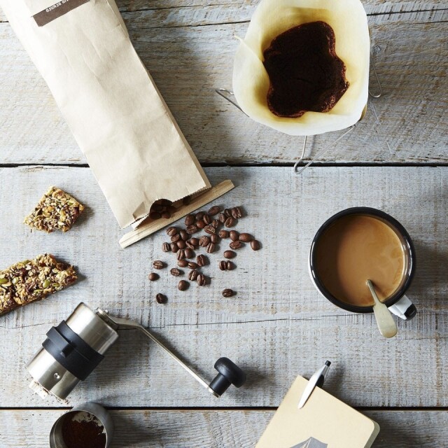 要做手沖咖啡，第一步要準備的手沖咖啡器具就是咖啡研磨器。