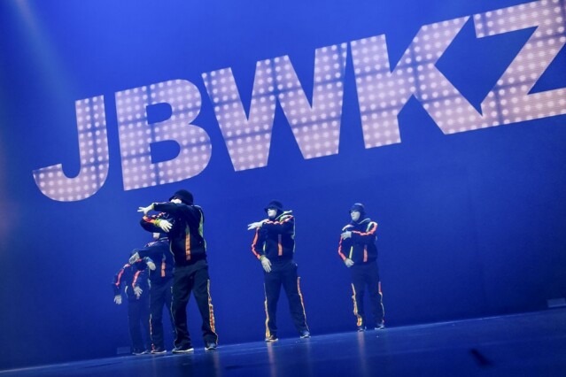 Jabbawockeez(面具舞團)為世界著名的舞團,於 2006 年參加全美電視台節目《America’s Got Talent》嶄 Jabbawockeez(面具舞團)為世界著名的舞團,於 2006 年參加全美電視台節目《America’s Got Talent》嶄