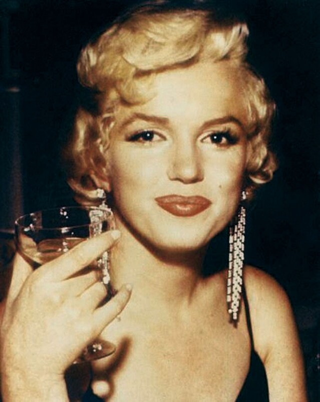 marilyn monroe, champagne glasses, coupe ,性感， 女神