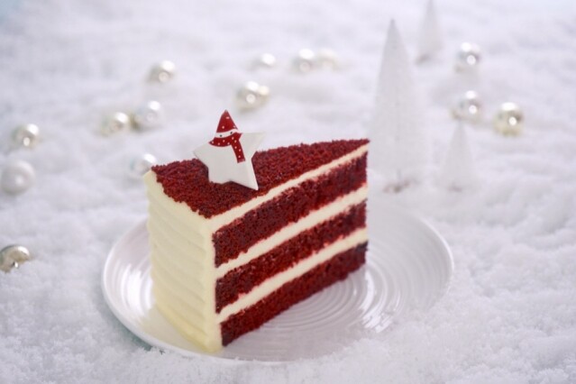 同時，Lady M 亦應每年傳統，限定推出美式經典「紅絲絨蛋糕」
