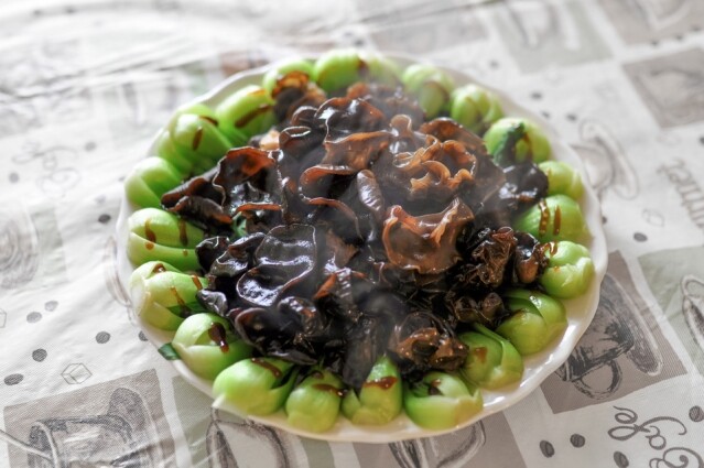 春季養肝補肝好季節 10 種天然養肝好食物,肝好人也美。 春季養肝補肝好季節 10 種天然養肝好食物,肝好人也美。