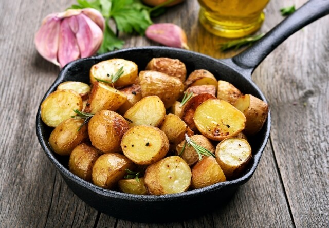 馬鈴薯具有助胃、健脾益氣、補血強腎等功效。