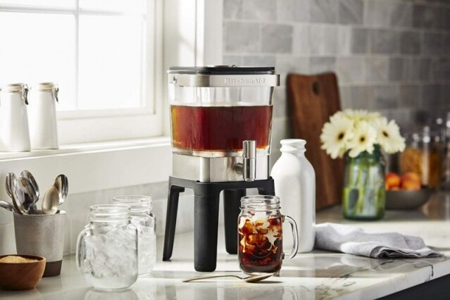 KitchenAid 此部 Cold Brew Coffee Maker 有點像「水機」的設計非常有趣。