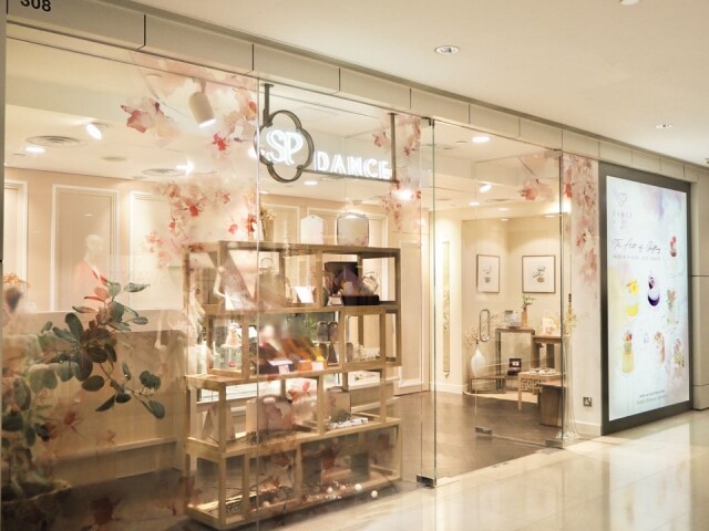 Simply Pleasure 在中環置地廣場開設了 SP Dance pop-up 店 Simply Pleasure 在中環置地廣場開設了 SP Dance pop-up 店