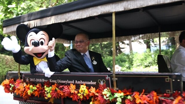 人稱 Sammy Sir 的符國安自 2005 年樂園開幕時便加入香港迪士尼任職保安