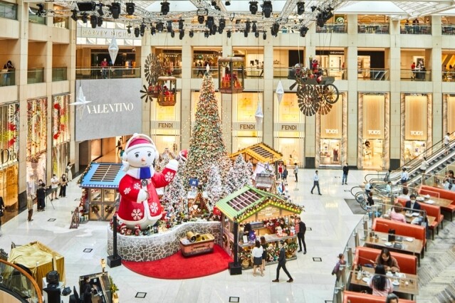 顧客即日至 12 月 31 日在置地廣塲購物，可獲無上限的聖誕獎賞