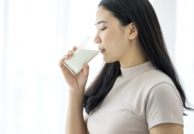 月經期間喝牛奶及奶類製品可導致經痛