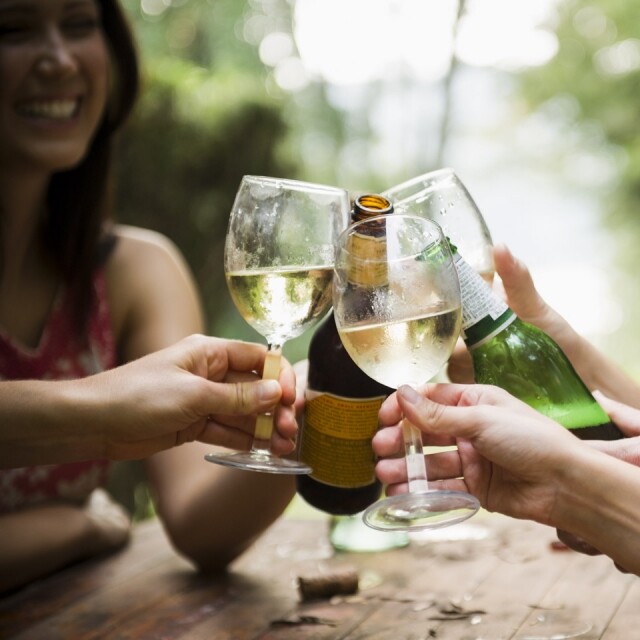 月經期間大量飲酒會影響月經周期及增加流量