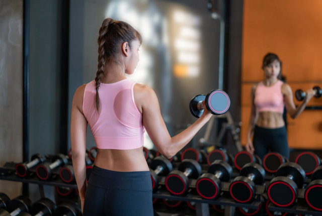 【健身補充品】如何可以增肌減脂、加強運動表現？BCAA、肌酸、蛋白粉等運動營養