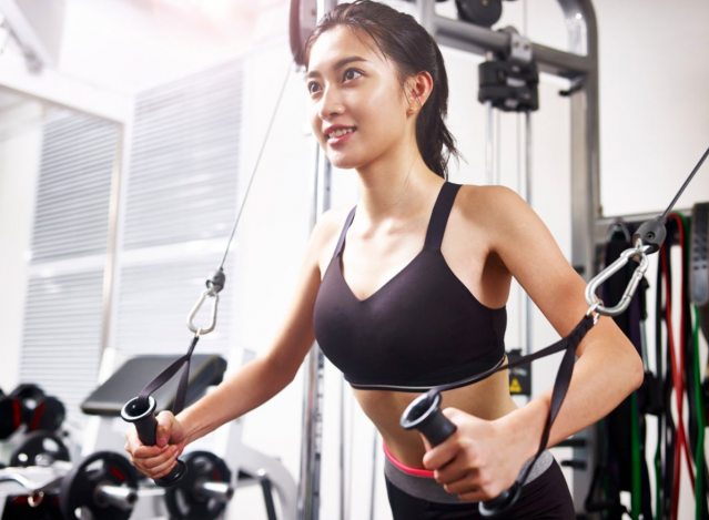 【健身補充品】如何可以增肌減脂、加強運動表現？BCAA、肌酸、蛋白粉等運動營養