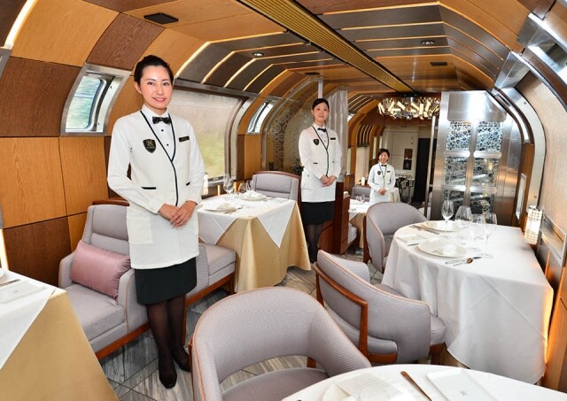 2019 嘆世界豪華火車旅遊,首列日本超豪火車旅行團天價團費每位逾 10 萬。 2019 嘆世界豪華火車旅遊,首列日本超豪火車旅行團天價團費每位逾 10 萬。