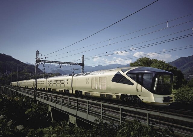 2019 嘆世界豪華火車旅遊，首列日本超豪火車旅行團天價團費每位逾 10 萬。