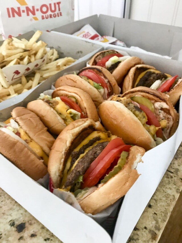 In & Out Burger 美國最好味的 Burger，創立於 1948 年！