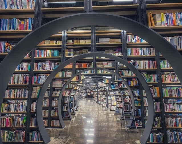 圖書館取景於二手書店