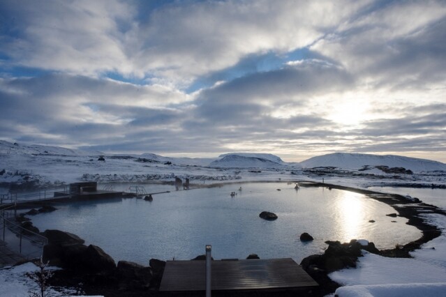 2019 北極光冰島旅遊熱點：探尋《權力遊戲》如外星、月球地殼般冰島拍攝場景。